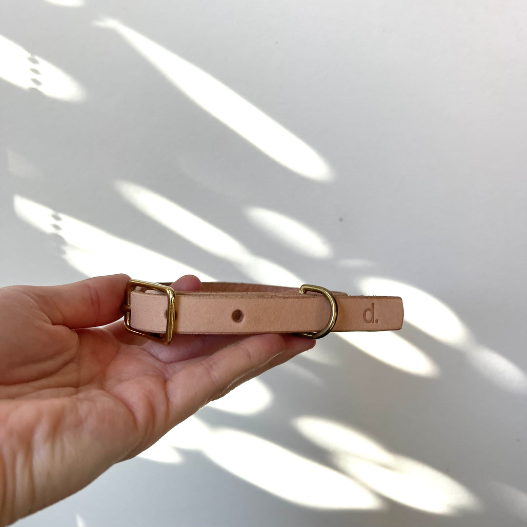 SIMPLE RAW COLLARS